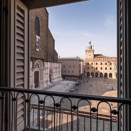 Urbanicooh Asinelli - Balcony On Piazza Maggiore Bologna Exterior foto
